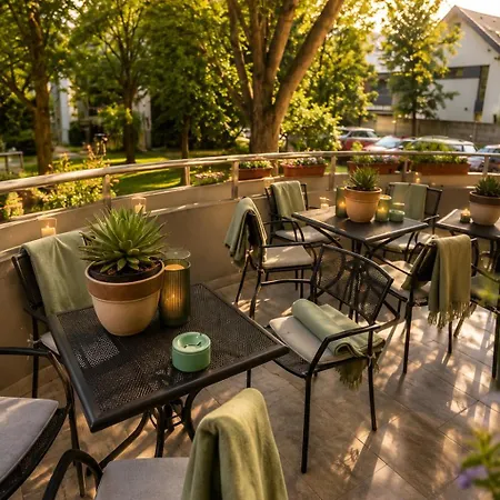 Plaza Szálloda 3*