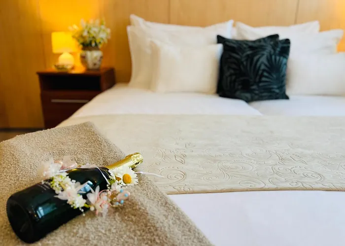 Hotell Plaza Gyula